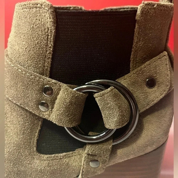 Marc Fisher Suede Harness Chelsea Boots Women’s Size 8 - Picture 10 of 13